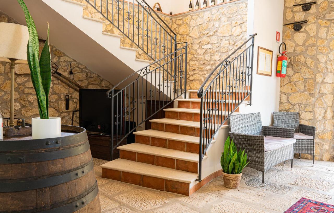 Villa Casale Ginisara à Castellammare del Golfo Extérieur photo